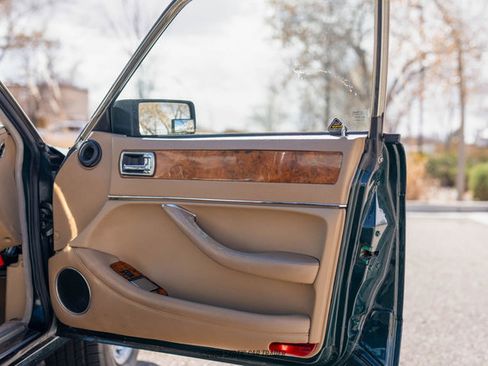 Used 1994 Jaguar XJ6 image 43