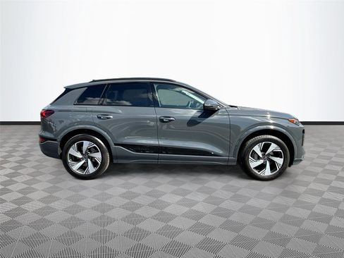 Certified 2025 Audi Q6 e-tron Premium Plus w/ Premium Plus image 8