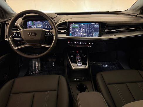 Used 2025 Audi Q4 e-tron Premium w/ Convenience Package RWD image 27