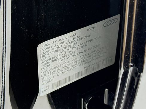 Used 2026 Audi Q5 Premium AWD/4WD image 33