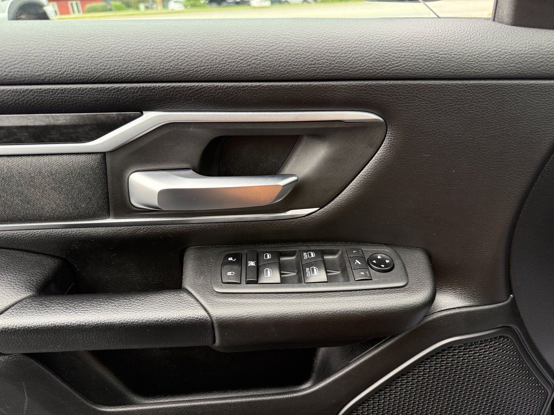 Used 2021 RAM 1500 Big Horn AWD/4WD image 35