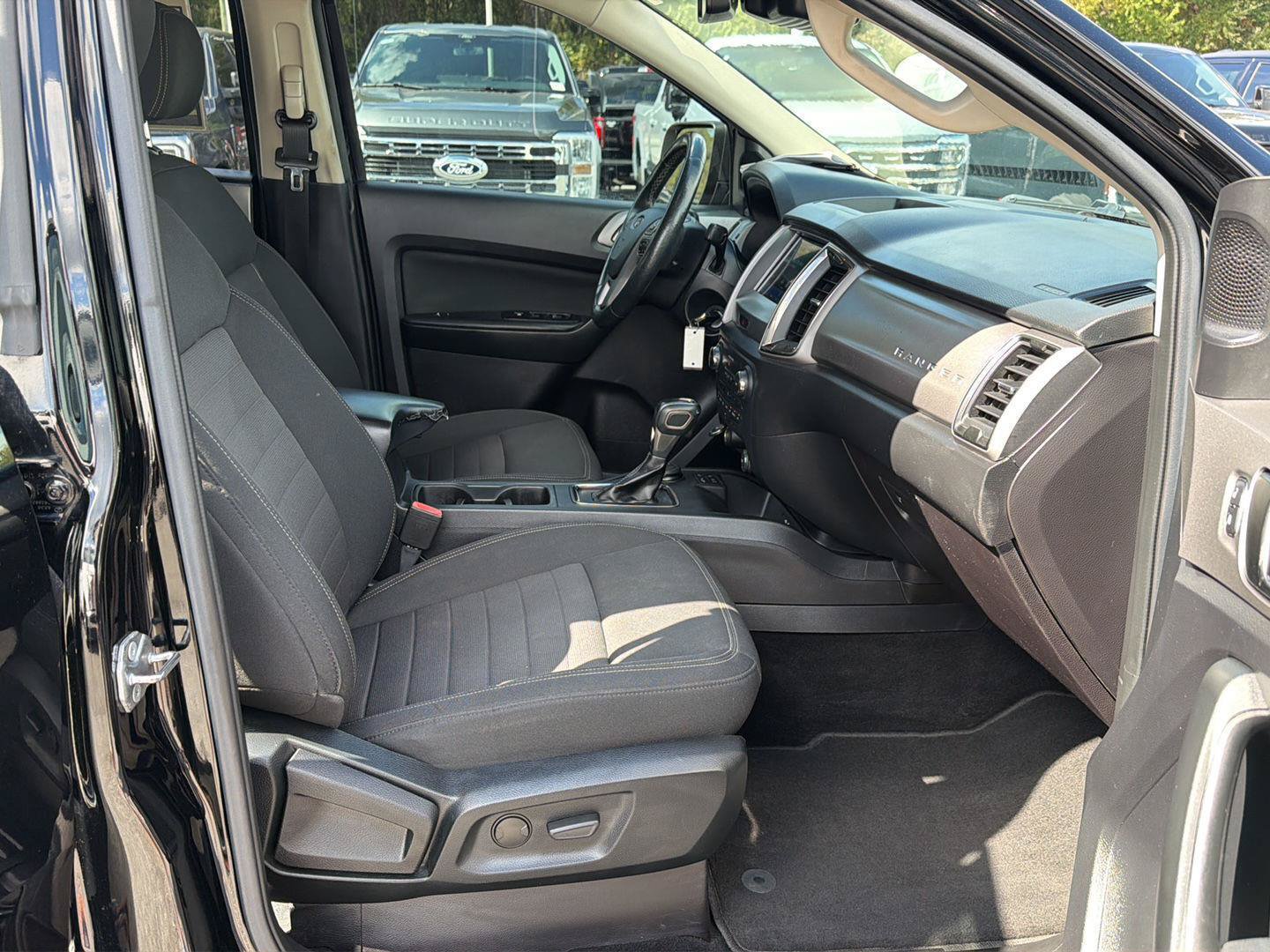 Used 2019 Ford Ranger XLT w/ Equipment Group 302A Luxury AWD/4WD image 14
