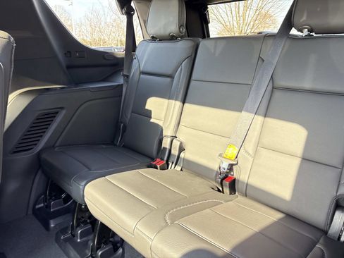 Certified 2022 GMC Yukon Denali image 32