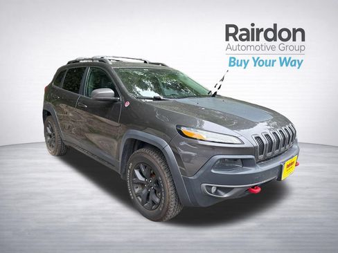Used 2015 Jeep Cherokee Trailhawk w/ Comfort/Convenience Group AWD/4WD image 1