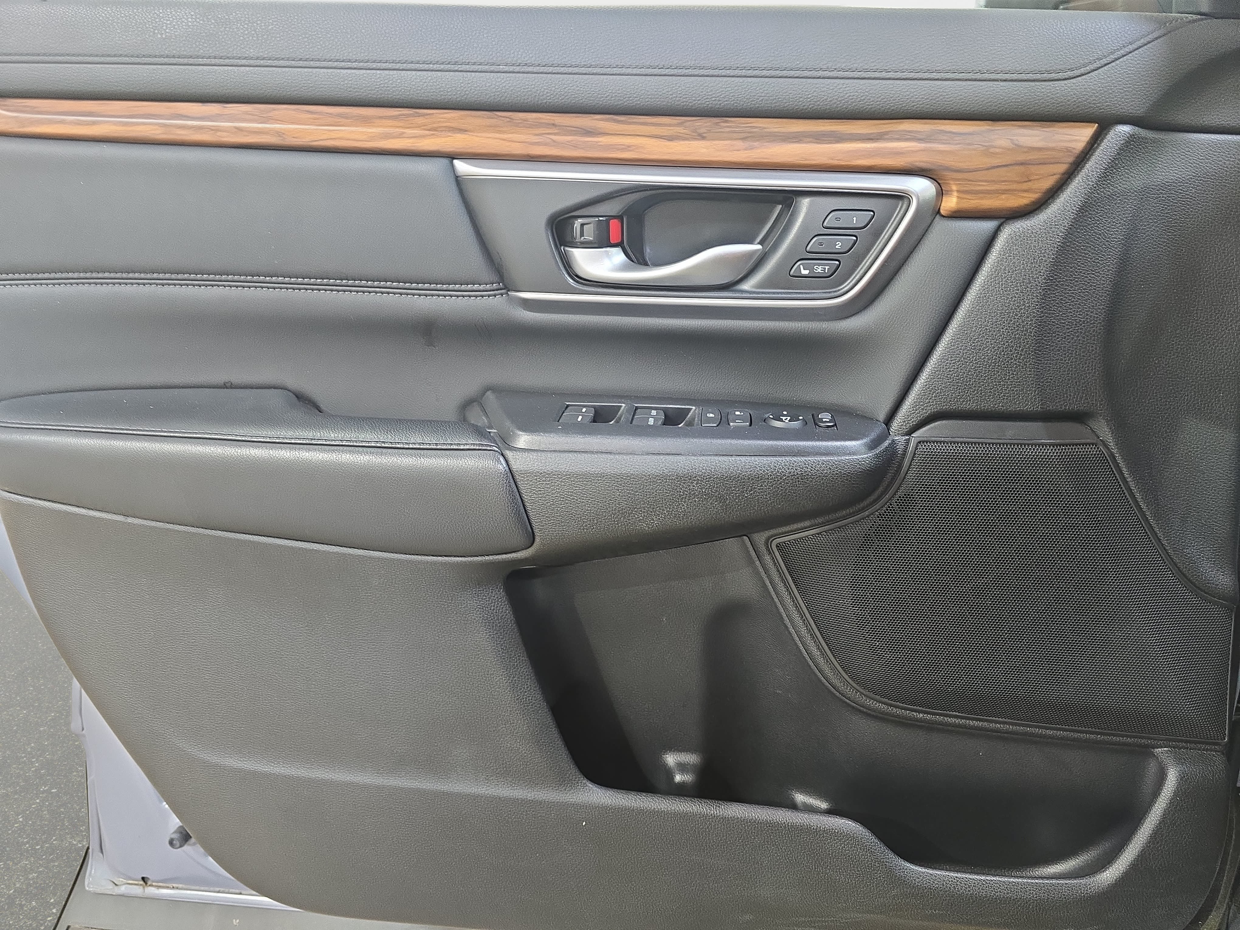 Used 2021 Honda CR-V EX-L image 24