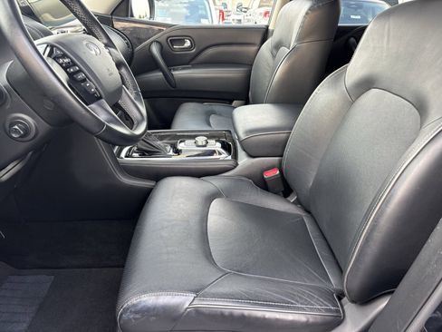 Used 2024 INFINITI QX80 Luxe image 17