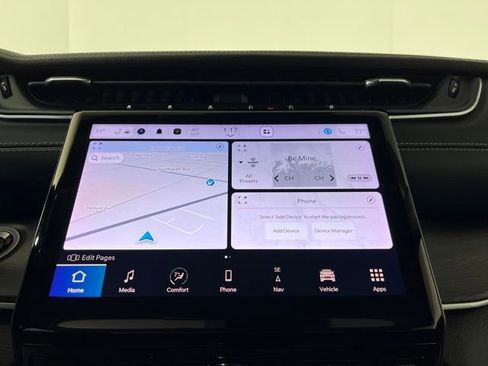 Used 2023 Jeep Grand Cherokee L Limited w/ Black Appearance Package image 27