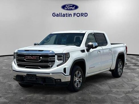 Used 2025 GMC Sierra 1500 SLT AWD/4WD image 1