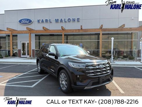 New 2026 Ford Explorer Active w/ Active Comfort Package AWD/4WD image 1