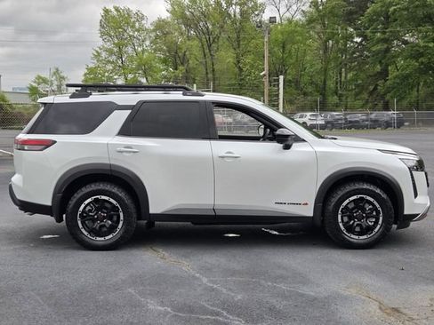 New 2026 Nissan Pathfinder Rock Creek AWD/4WD image 6