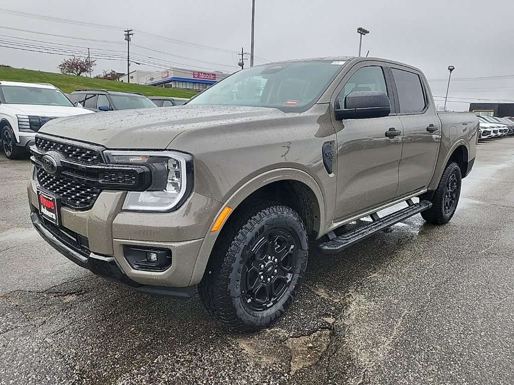 New 2026 Ford Ranger XLT w/ Black Appearance Package AWD/4WD image 3
