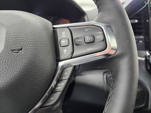 Used 2025 RAM 3500 Laramie image 15