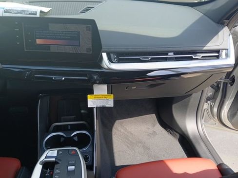 New 2025 BMW X1 xDrive28i w/ Technology Package image 16
