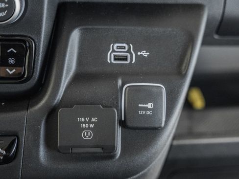 New 2025 RAM ProMaster 1500 w/ Premium Convenience Group FWD image 23