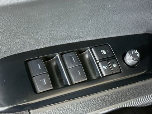 Used 2025 Toyota Camry SE w/ Multimedia Upgrade Package FWD image 14