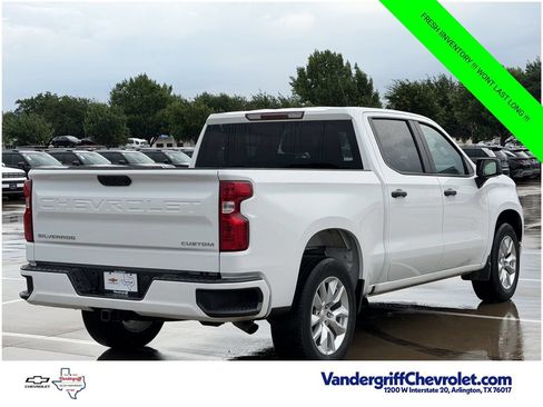 Used 2024 Chevrolet Silverado 1500 Custom RWD image 4