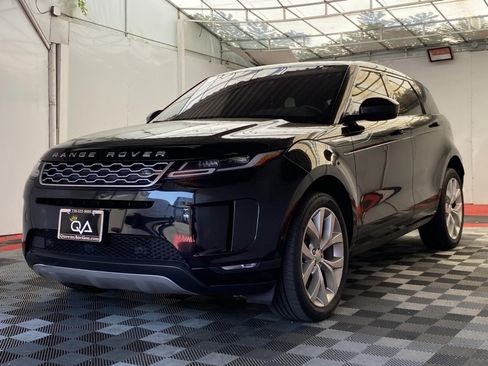Used 2020 Land Rover Range Rover Evoque SE AWD/4WD image 3