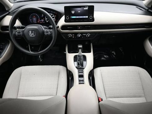 Used 2023 Honda HR-V LX image 10