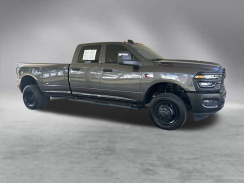 Used 2025 RAM 3500 Tradesman AWD/4WD image 2