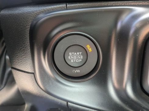 Used 2023 Jeep Wrangler Unlimited Sahara AWD/4WD image 28