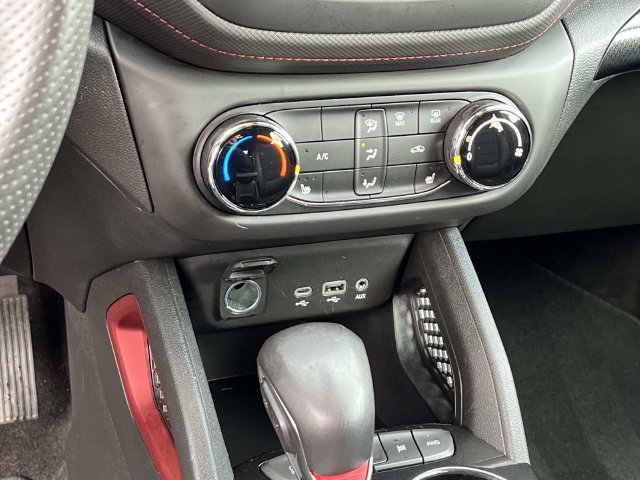 Used 2022 Chevrolet TrailBlazer RS AWD/4WD image 29