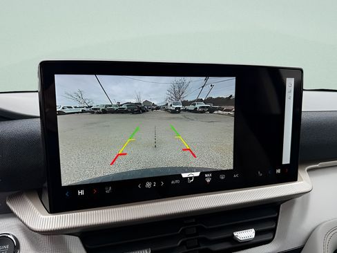 New 2026 Ford Explorer Active w/ Active Comfort Package AWD/4WD image 12