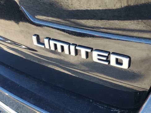 Used 2024 Jeep Grand Cherokee Limited w/ Luxury Tech Group II AWD/4WD image 6