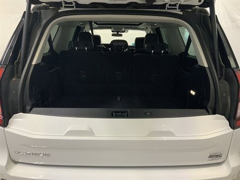 Used 2025 Ford Expedition Max Platinum AWD/4WD image 13