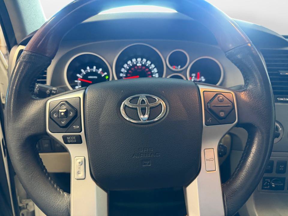 Used 2016 Toyota Sequoia Platinum AWD/4WD image 13