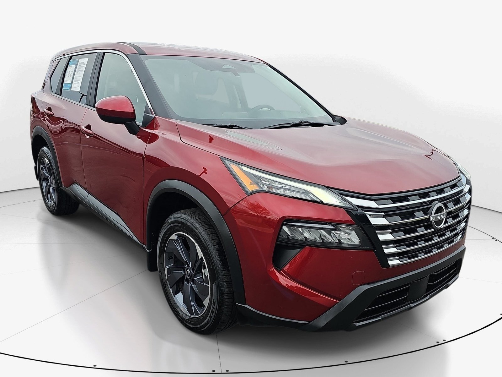 Used 2026 Nissan Rogue SV FWD image 2