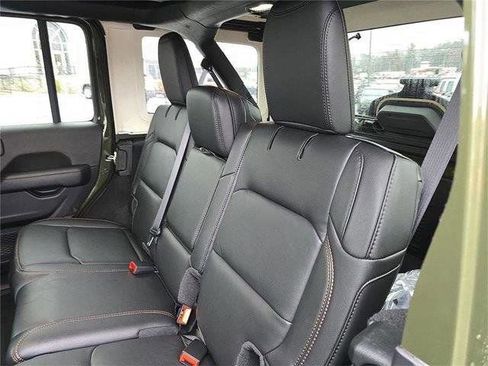 Used 2023 Jeep Wrangler Unlimited Rubicon 392 image 16