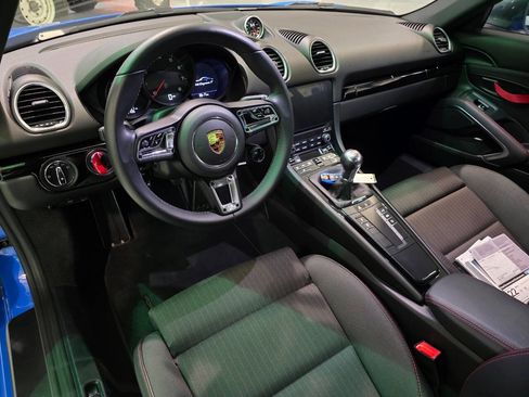 Used 2023 Porsche 718 Cayman w/ Premium Package RWD image 70