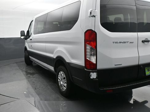 Used 2023 Ford Transit 350 XLT image 4