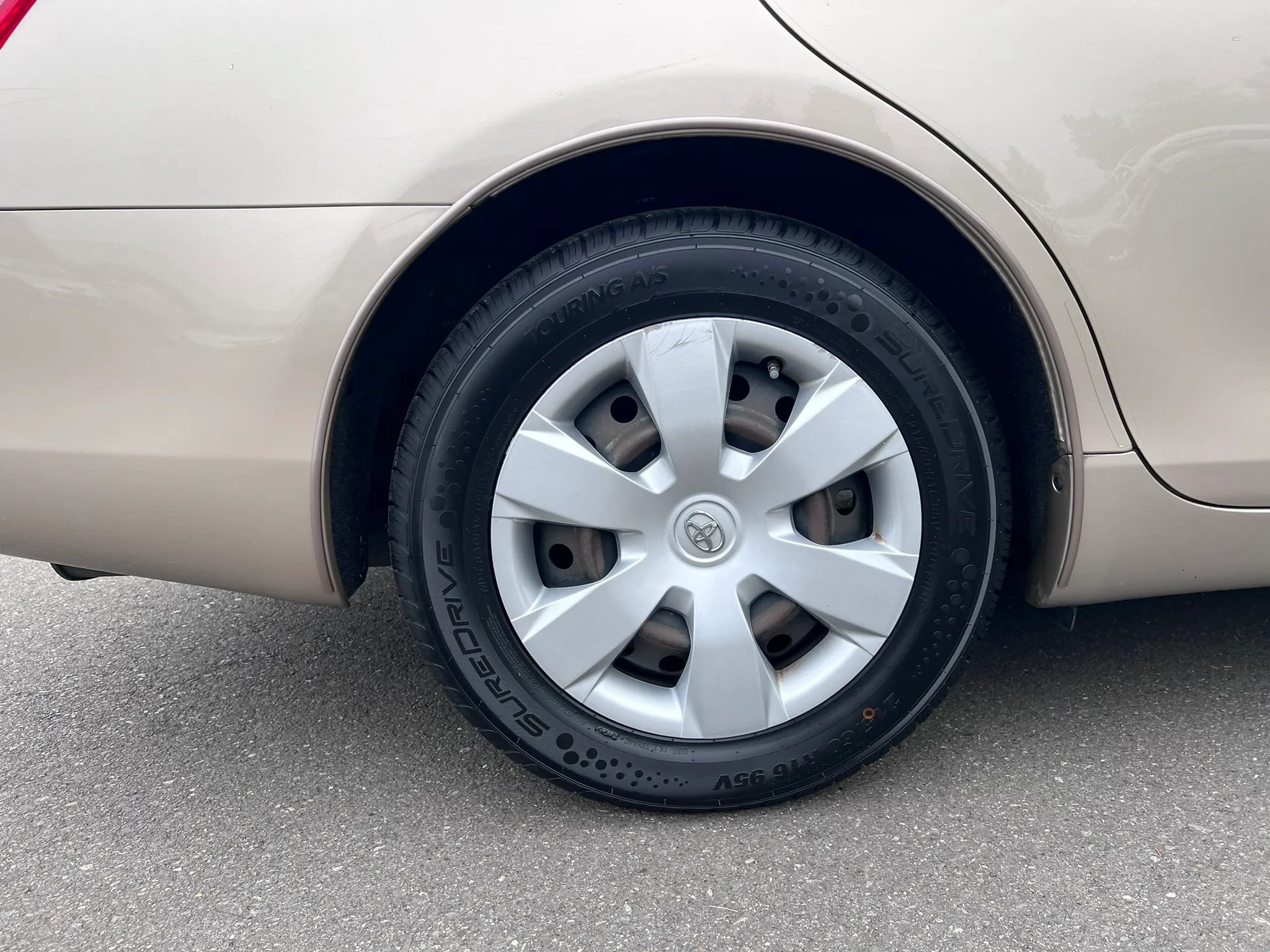 Used 2007 Toyota Camry LE FWD image 11