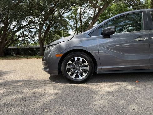 Used 2024 Honda Odyssey EX-L image 30