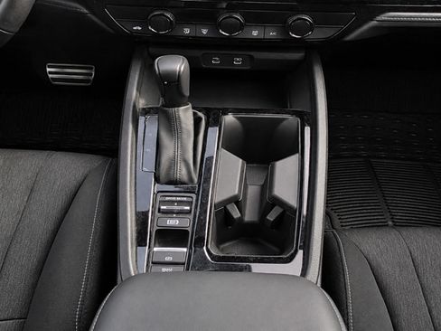 Used 2023 Honda Accord Sport image 12