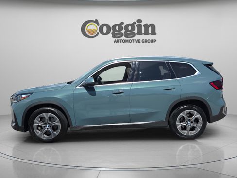 Used 2023 BMW X1 xDrive28i w/ Convenience Package AWD/4WD image 2