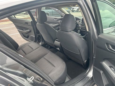 Certified 2024 Nissan Altima 2.5 SV FWD image 22