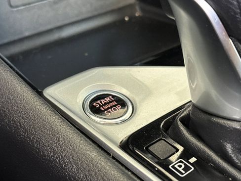 Used 2024 Nissan Altima 2.5 SV FWD image 34