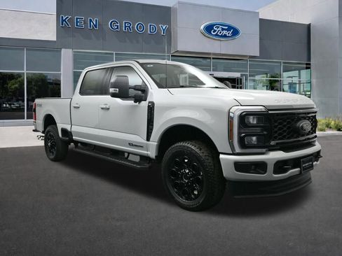 New 2026 Ford F250 XLT w/ XLT Premium Package AWD/4WD image 1