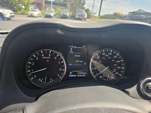 Used 2023 INFINITI Q50 Luxe w/ Cargo Package RWD image 28