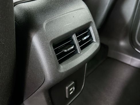 Used 2020 Chevrolet Equinox LS FWD image 26
