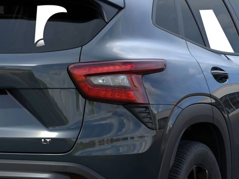 New 2026 Chevrolet Trax LT image 11