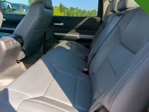 Used 2020 Toyota Tundra SR5 w/ SR5 Upgrade Package AWD/4WD image 14