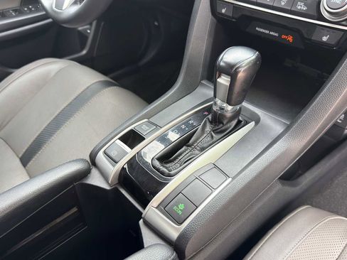 Used 2017 Honda Civic Touring image 27
