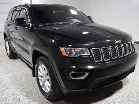 Used 2022 Jeep Grand Cherokee Laredo X RWD image 5