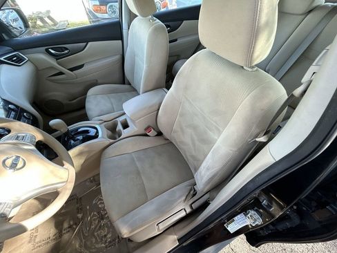 Used 2014 Nissan Rogue S image 14