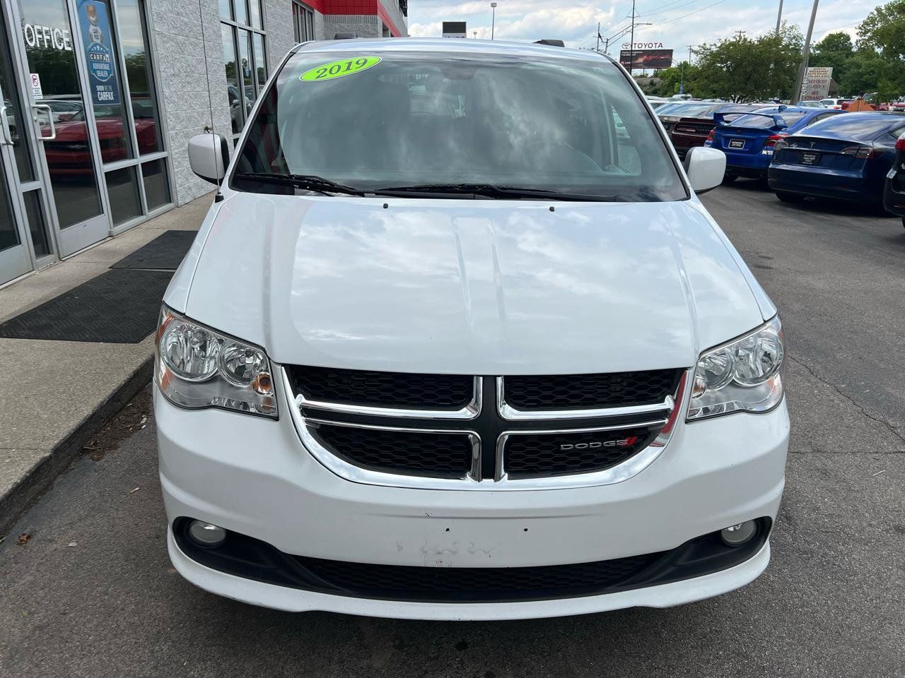 Used 2019 Dodge Grand Caravan SXT FWD image 10