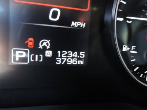 Certified 2025 Subaru Crosstrek 2.5i Limited w/ Popular Package #3A image 26