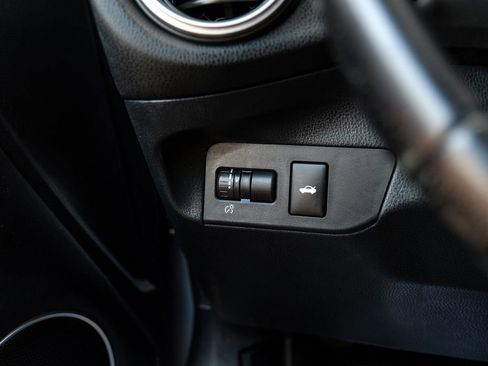 Used 2019 Toyota 86 RWD image 31
